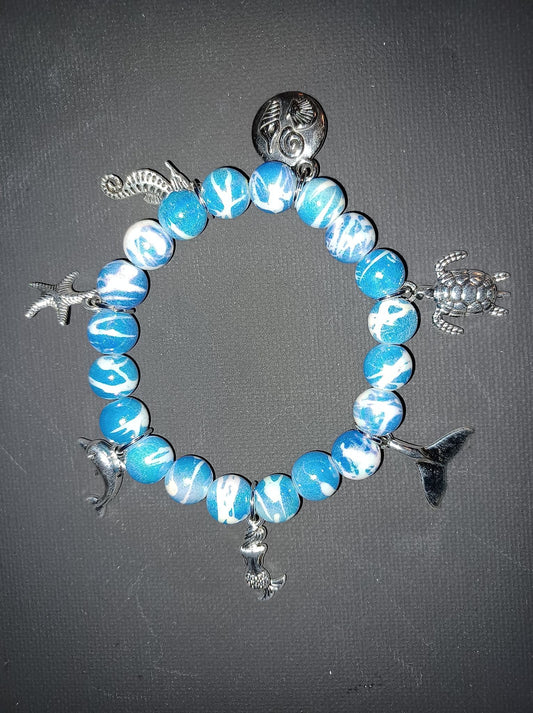 Mermaid stretch bracelet w/charms