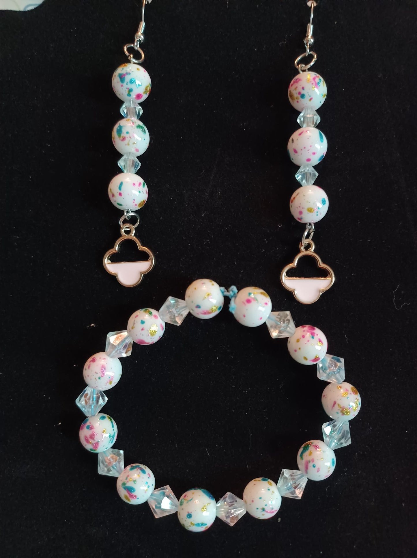 2-pc earring & bracelet set